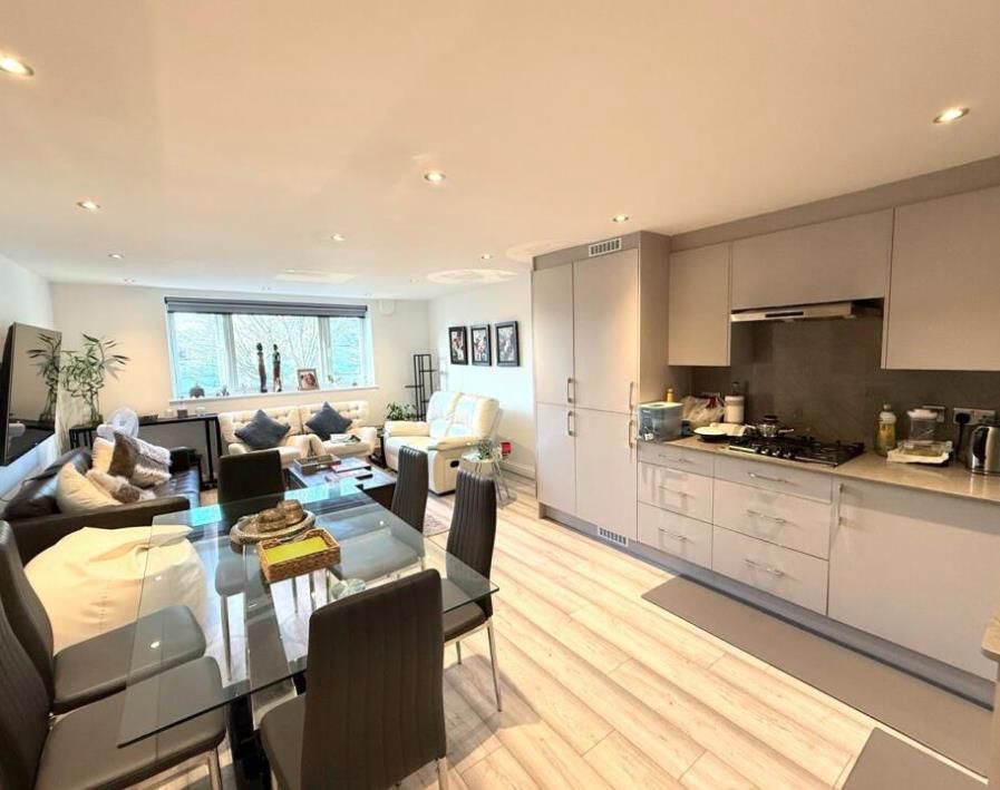 Property photo 3 of 12 Open-Plan.Png