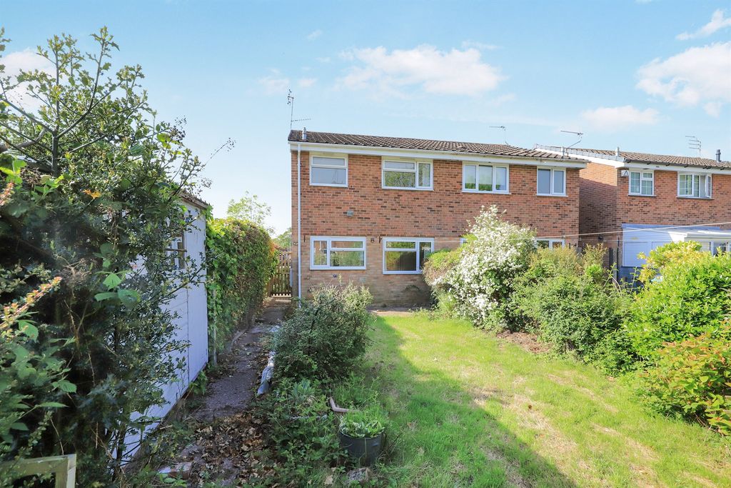 Property photo 2 of 14