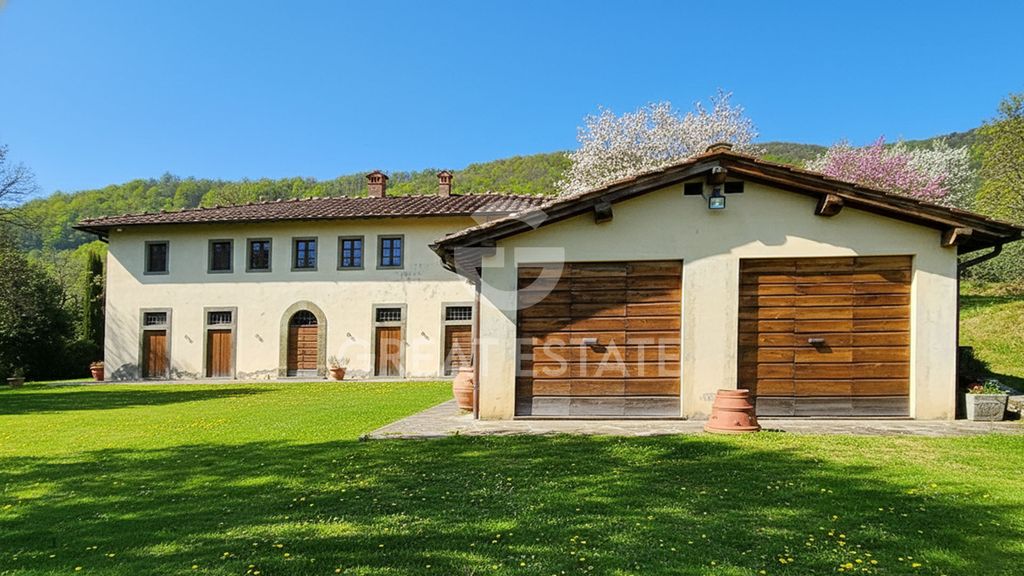 Property photo 3 of 21 Exteriors