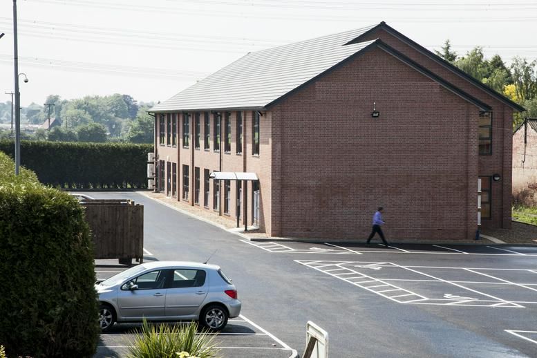 Property photo 1 of 5