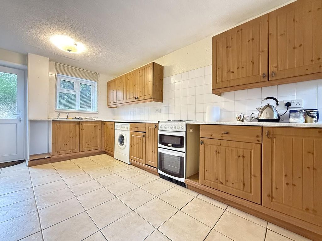Property photo 3 of 14 Clittaford Road 112 - Kitchen.Jpg