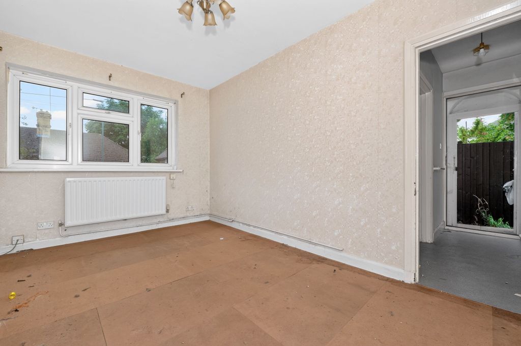 Property photo 3 of 15