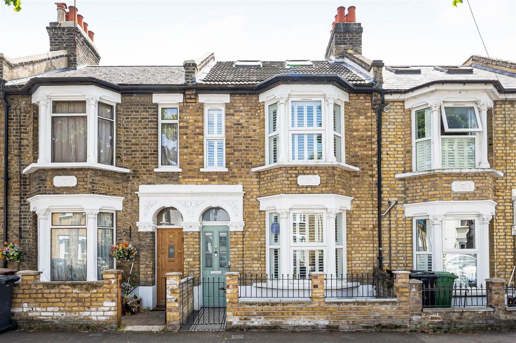Property photo 1 of 38 1