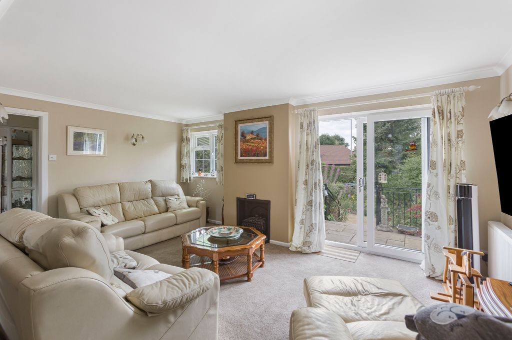 Property photo 2 of 29 Living Room