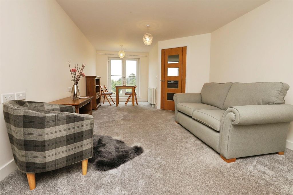 Property photo 2 of 19 210222.Jpg