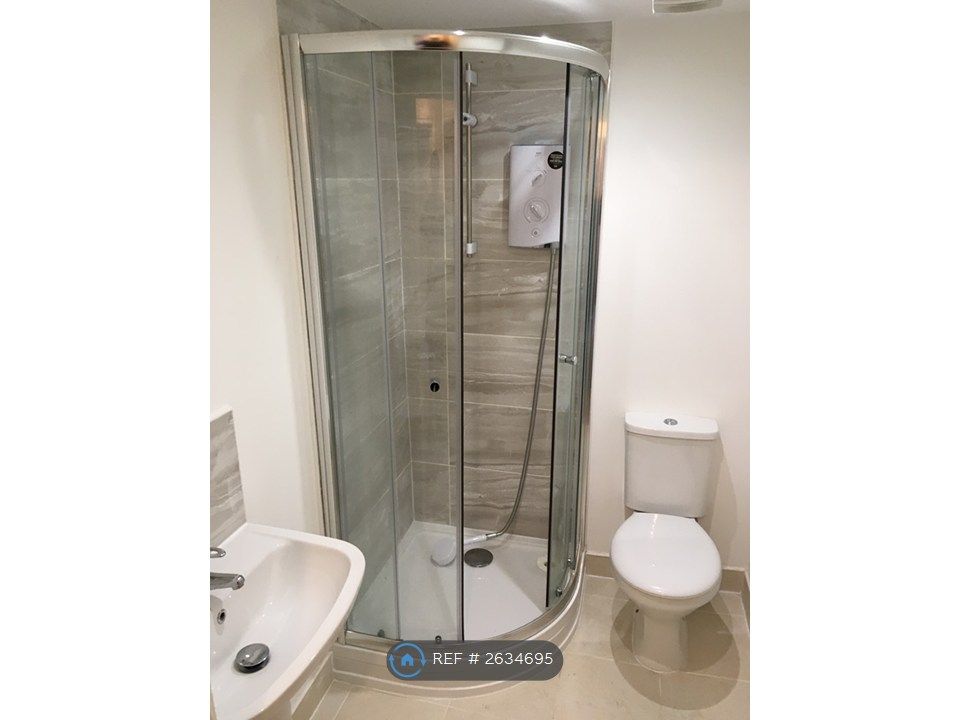 Property photo 3 of 6 Shower Room