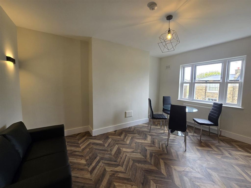 Property photo 2 of 9 Whatsapp Image 2026-03-31 At 15.07.43.Jpeg