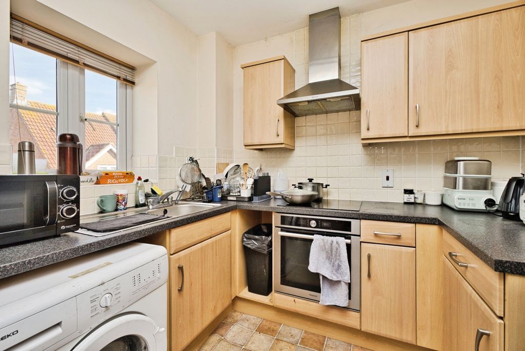 Property photo 3 of 10 Pbox-Img.Jpg