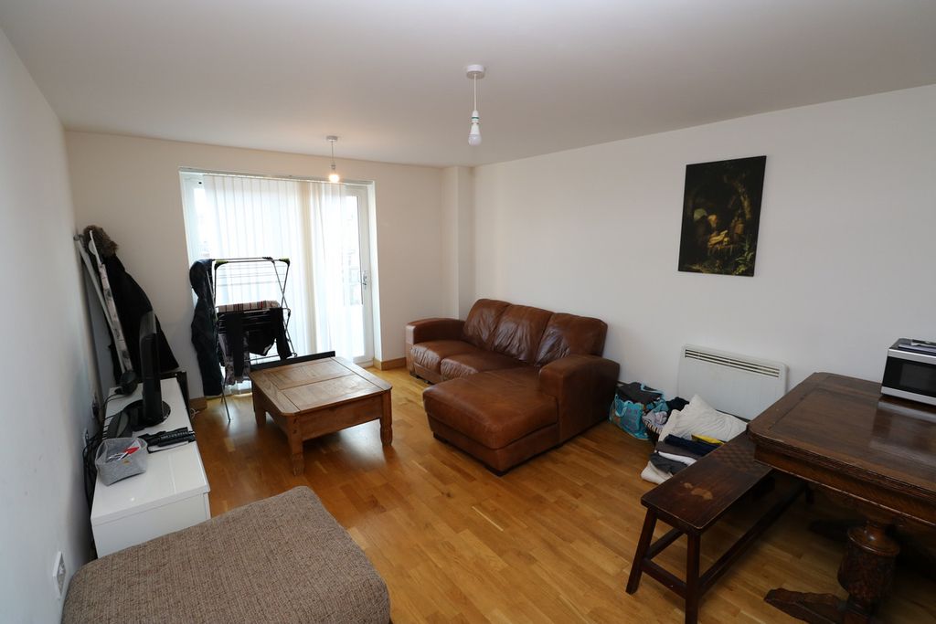 Property photo 3 of 8