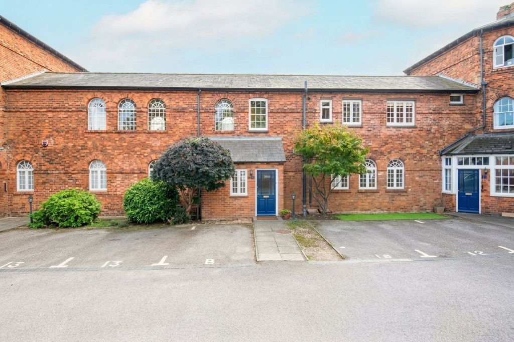 Property photo 1 of 24