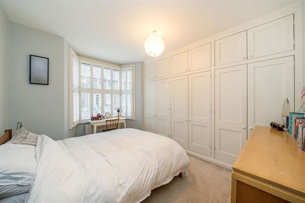 Property photo 3 of 6