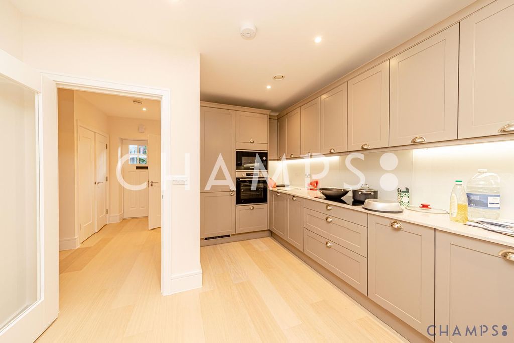 Property photo 2 of 7 Gallery