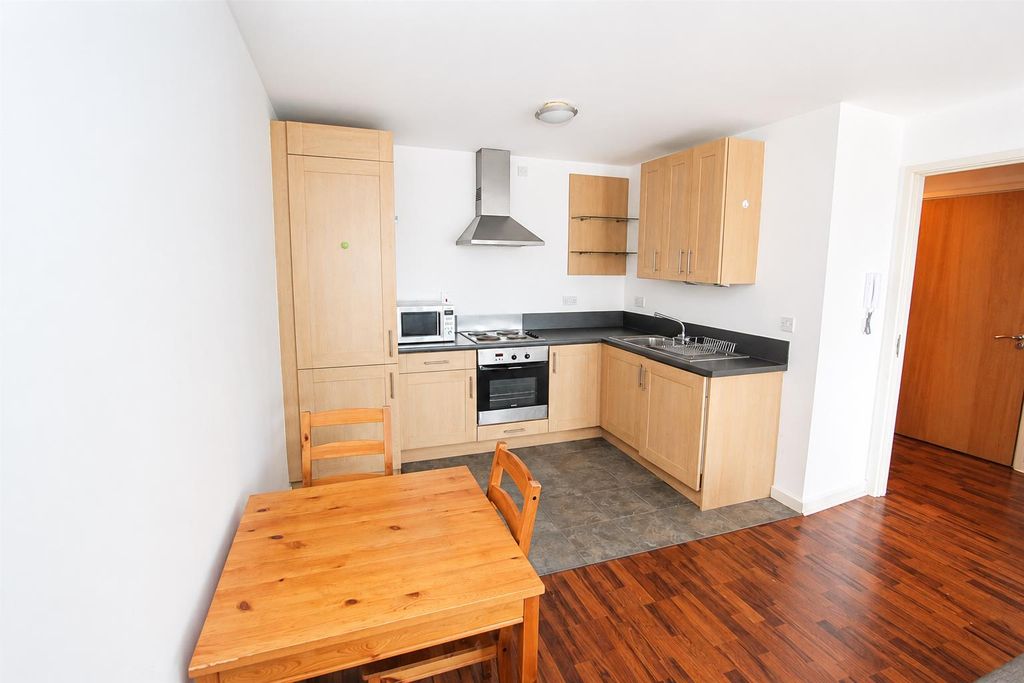 Property photo 3 of 9 3.Png