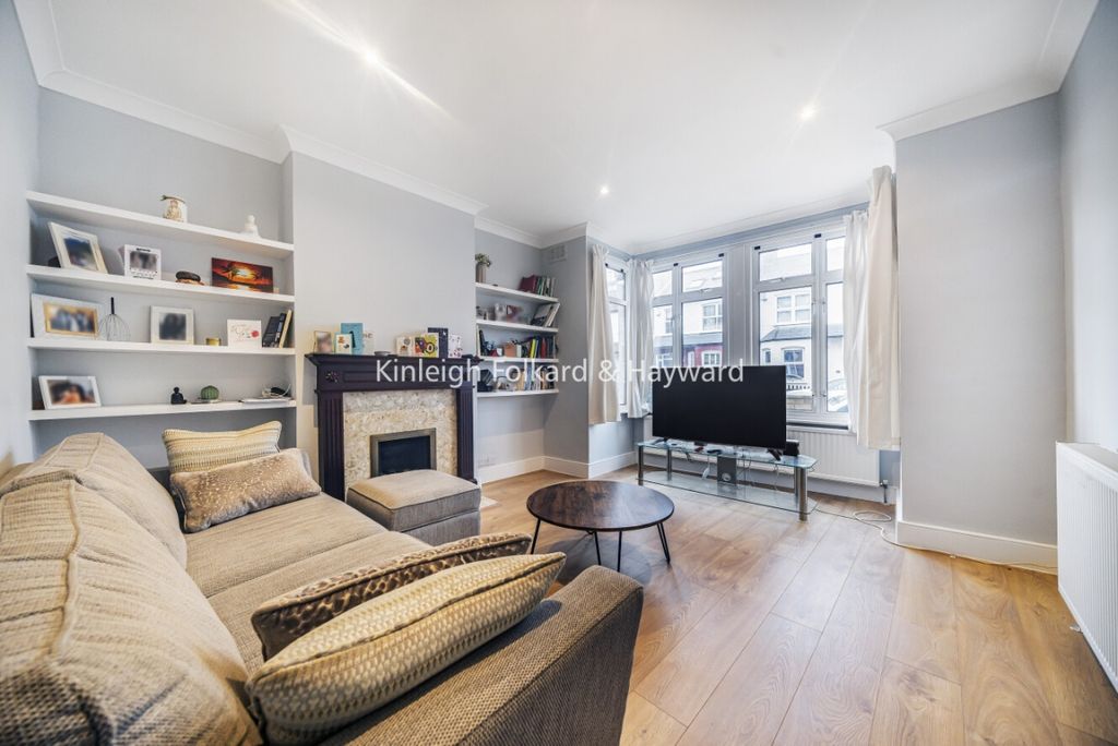 Property photo 2 of 16 116c0798-F995-49Bb-9