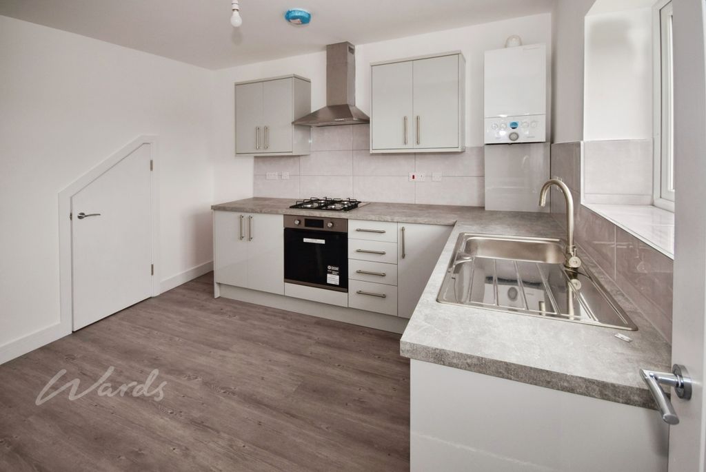 Property photo 1 of 4 Flat 4 Kitchen
