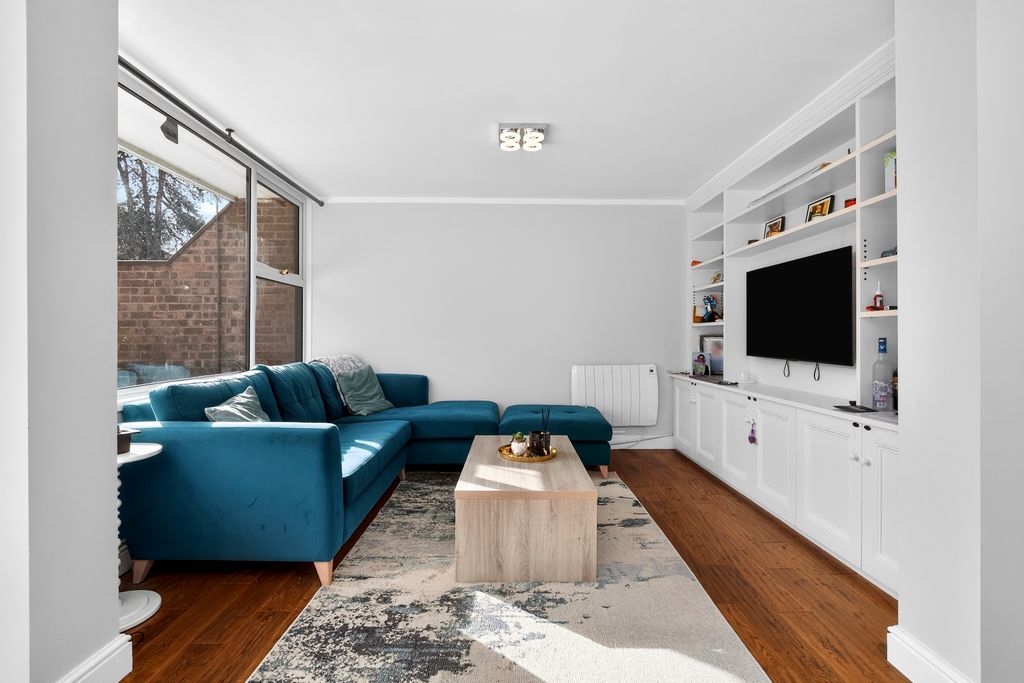 Property photo 3 of 20