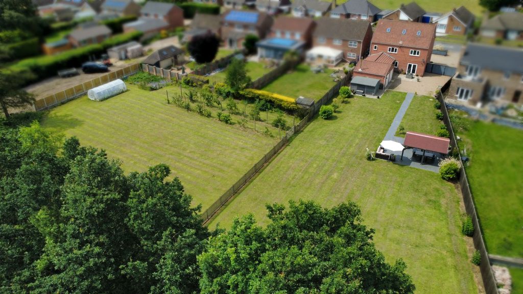 Property photo 1 of 38