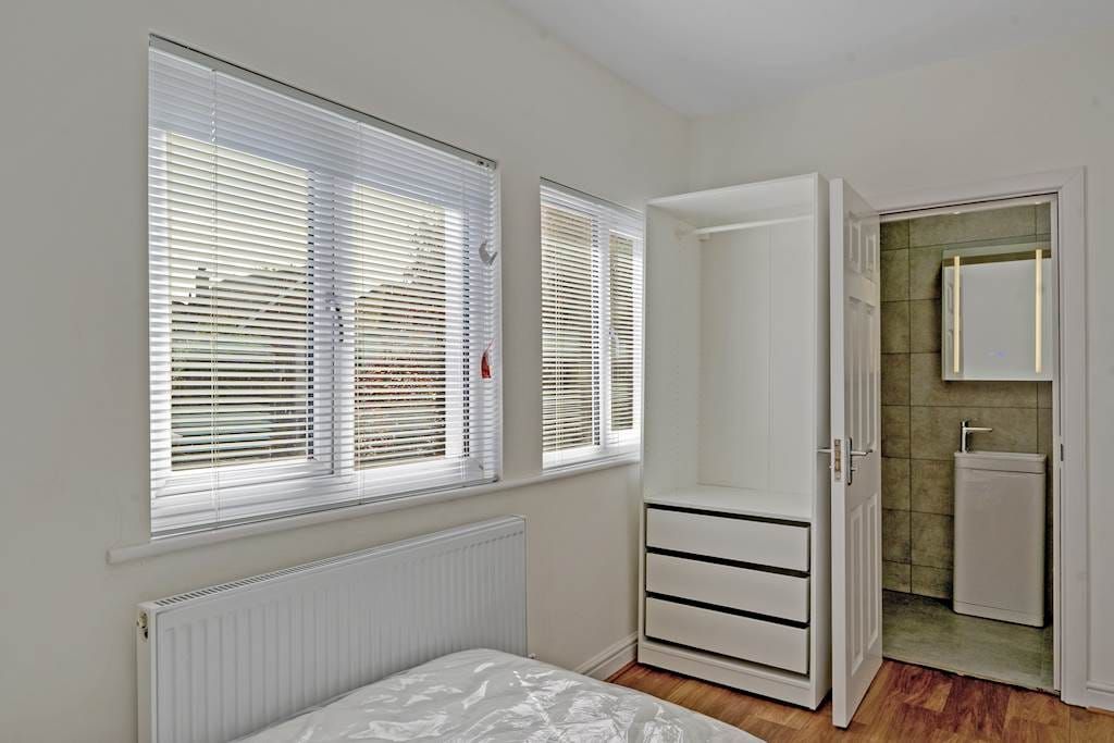 Property photo 2 of 3