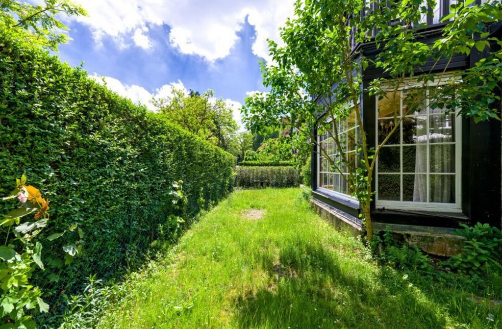 Property photo 3 of 36