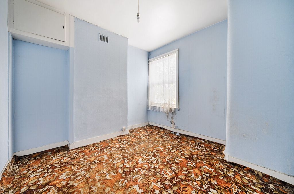 Property photo 3 of 12 Picture No. 10