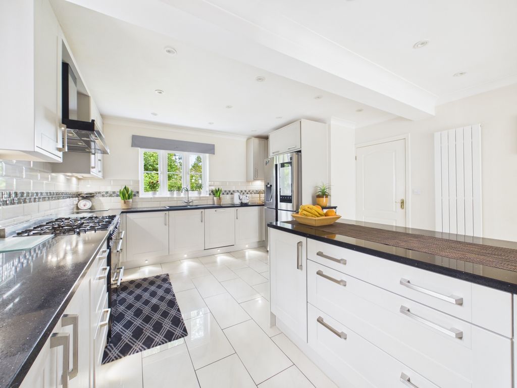 Property photo 2 of 41 Kitchen Breakfast Room