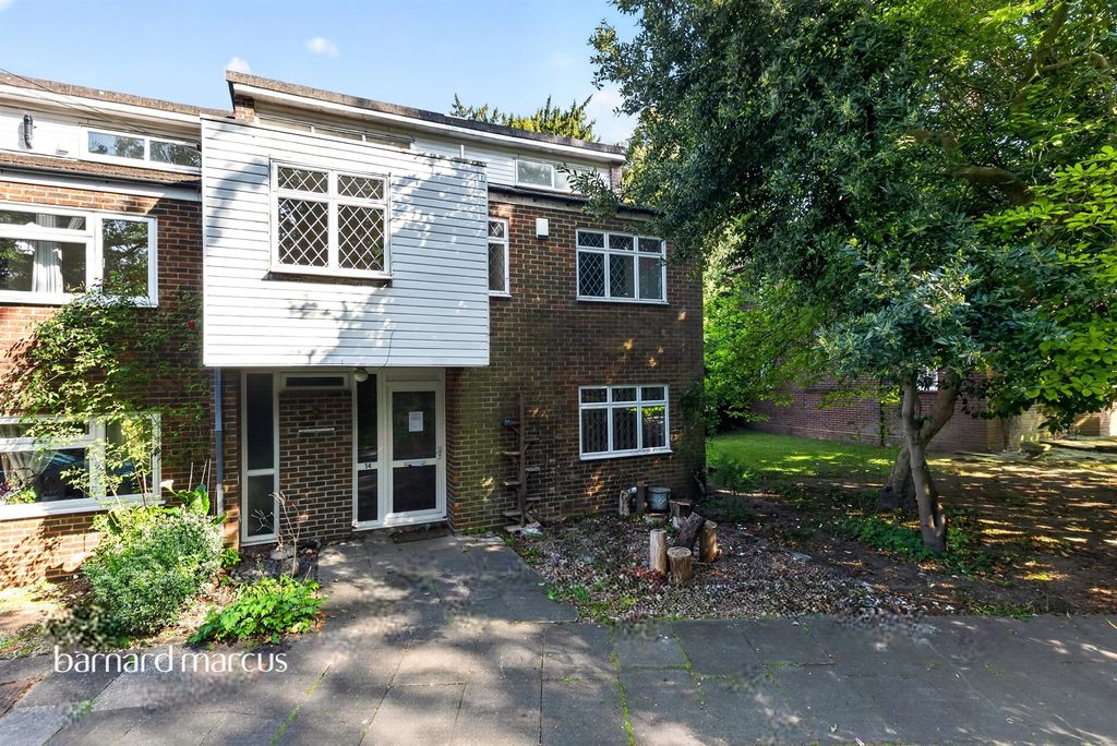 Property photo 1 of 12