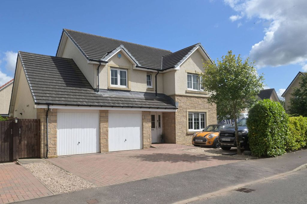 Property photo 1 of 30