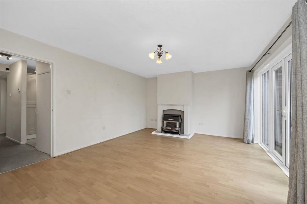 Property photo 3 of 14 Dcp_1014.Jpg