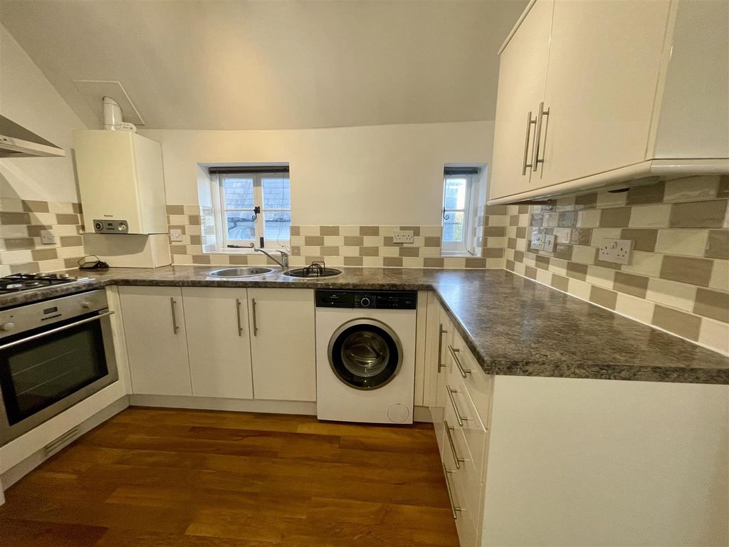 Property photo 2 of 16 Img_3229.Jpg