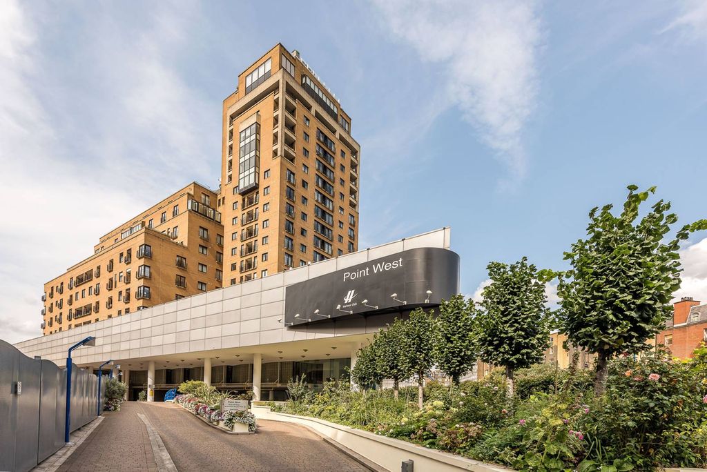 Property photo 2 of 3