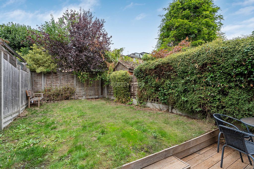Property photo 3 of 17