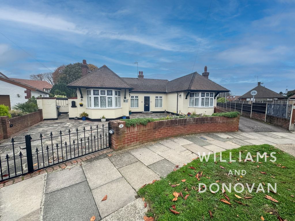 Property photo 3 of 19