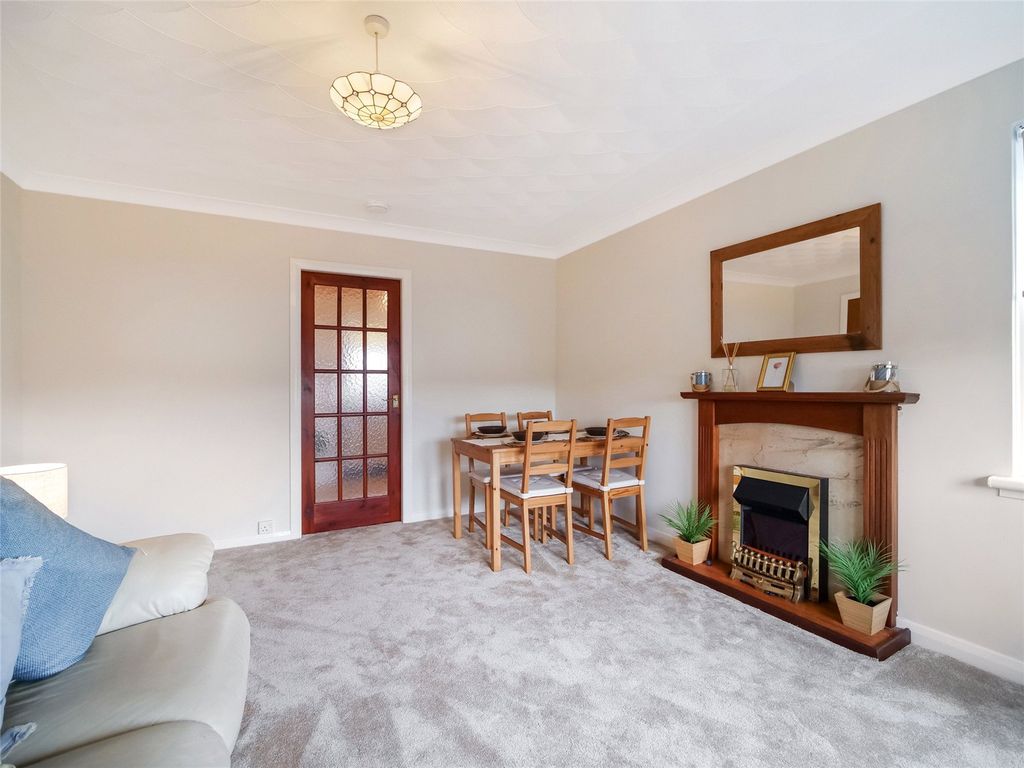 Property photo 3 of 21 Picture No. 04