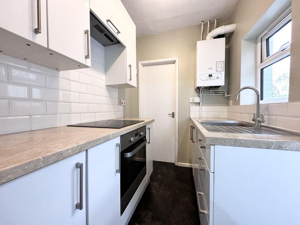 Property photo 3 of 13 Thumbnail_Img_1384.Jpg