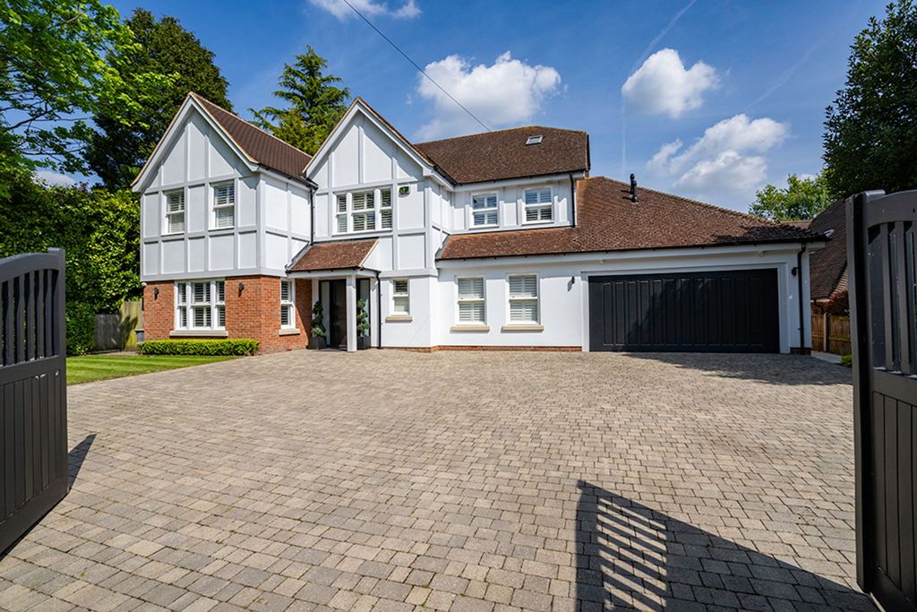 Property photo 1 of 47 Front View