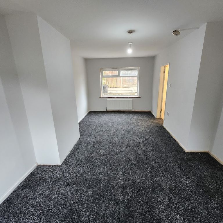 Property photo 3 of 7 Gallery