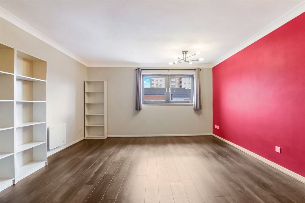 Property photo 2 of 14 2