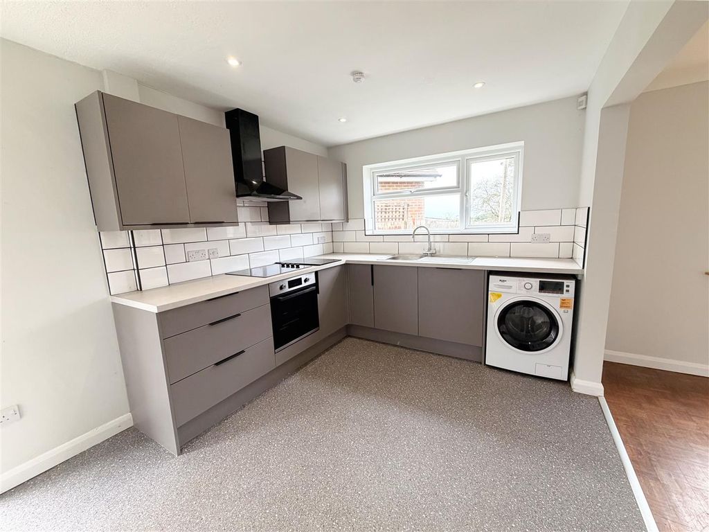 Property photo 2 of 15 5.Jpg
