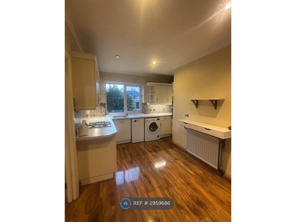 Property photo 3 of 5