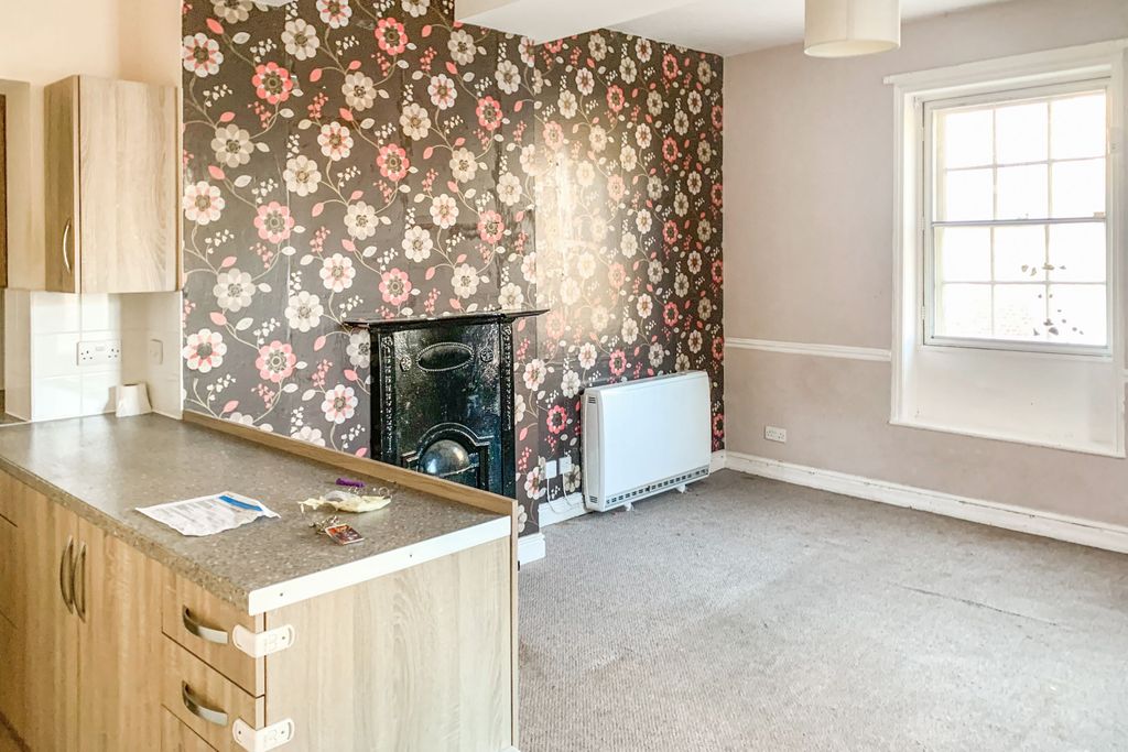 Property photo 3 of 19 Flats A-E, 1 East Street, Blandford Forum, Dorset, Dt11 7Du