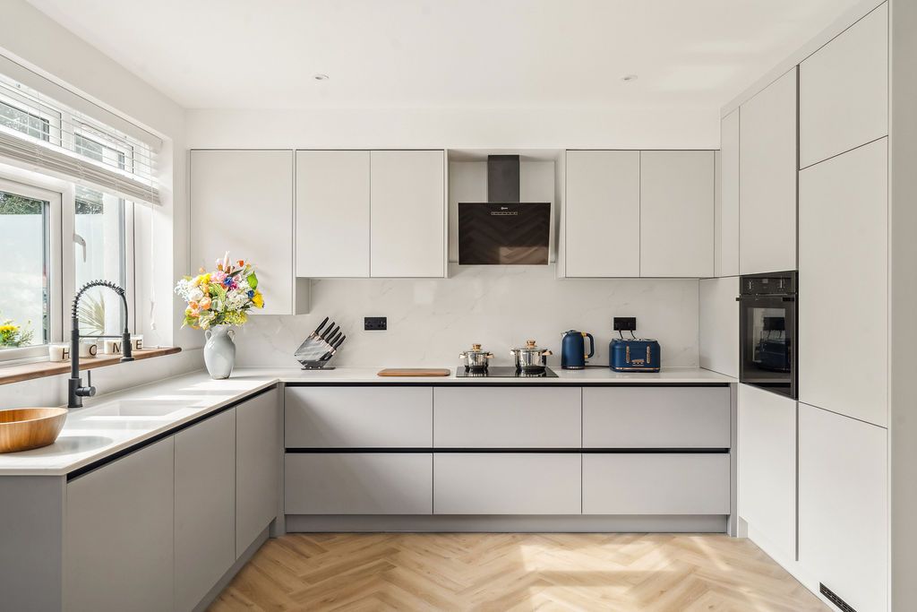 Property photo 2 of 38 Ws202930-09