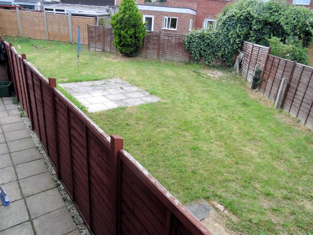 Property photo 2 of 8 Garden Main.Jpg