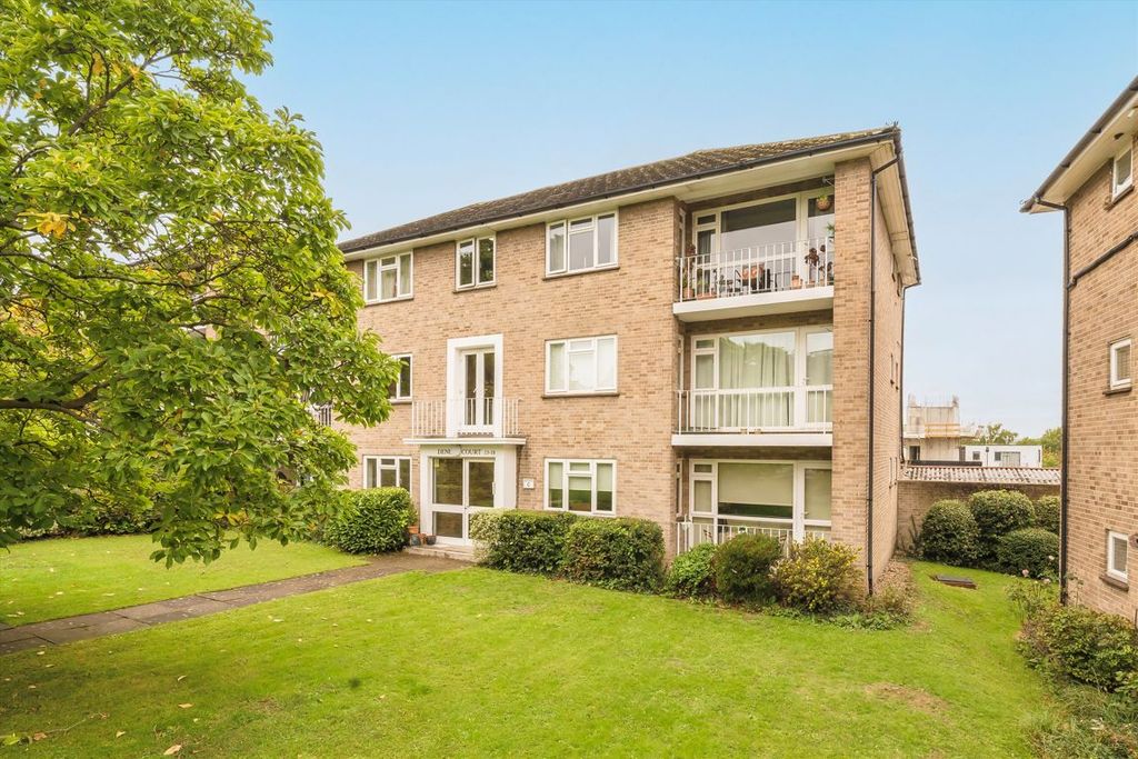 Property photo 1 of 6