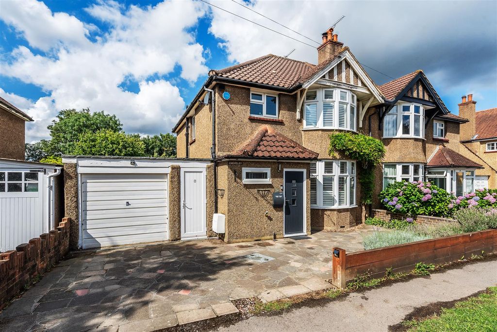 Property photo 1 of 13 34-Kingscroft-Road-27.Jpg