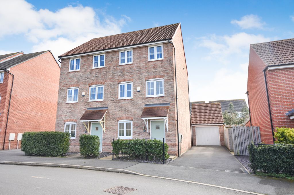 Property photo 1 of 31 Dsc_0358_1