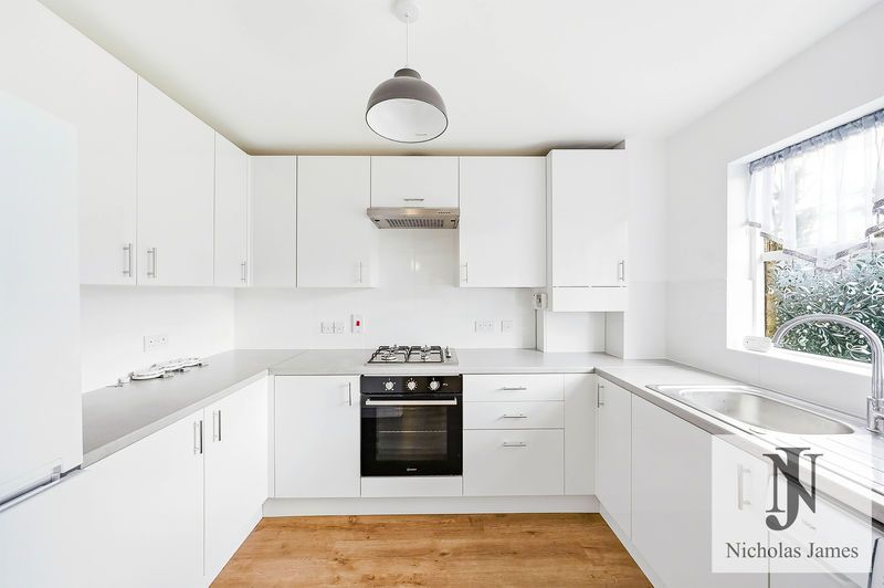 Property photo 2 of 16 Photo 5