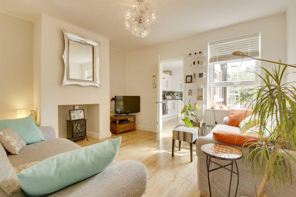 Property photo 1 of 15