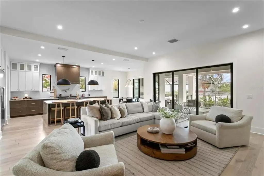 Property photo 3 of 20 <Alttext/>