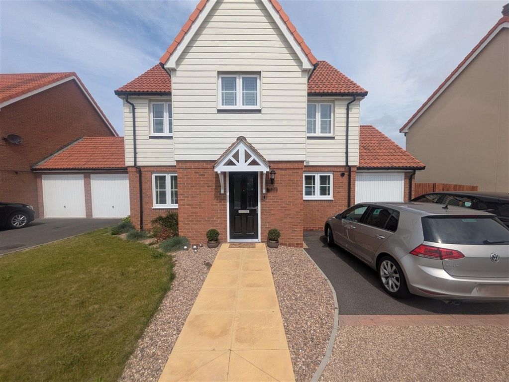 Property photo 1 of 9 External Front Brochure..
