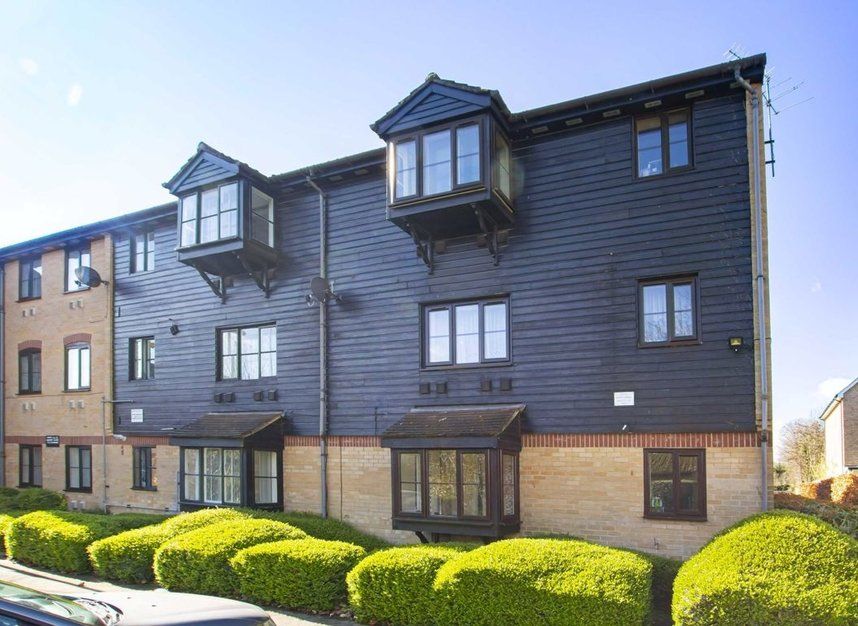 Property photo 1 of 5 An Exceptional Studio Apartment, Set In A Highly Desirable Location